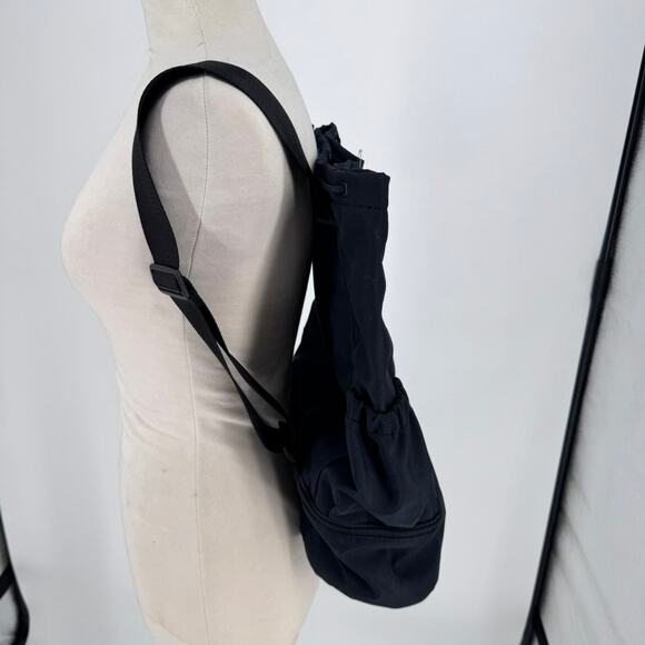 Beyond Yoga Backpack Black New - Picture 6 of 7